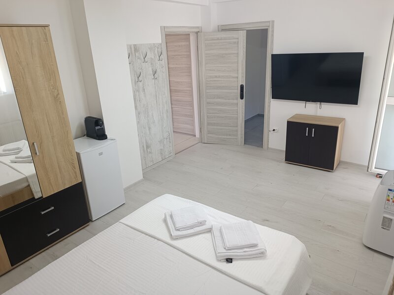 Drumul Taberei, Ghencea inchiriez in regim hotelier