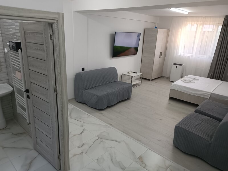 Drumul Taberei, Ghencea inchiriez in regim hotelier